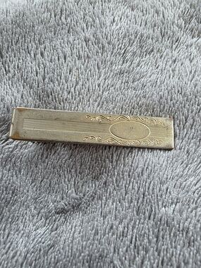Vintage Decorative Metal Tie Bar - Gold Tone - Anson